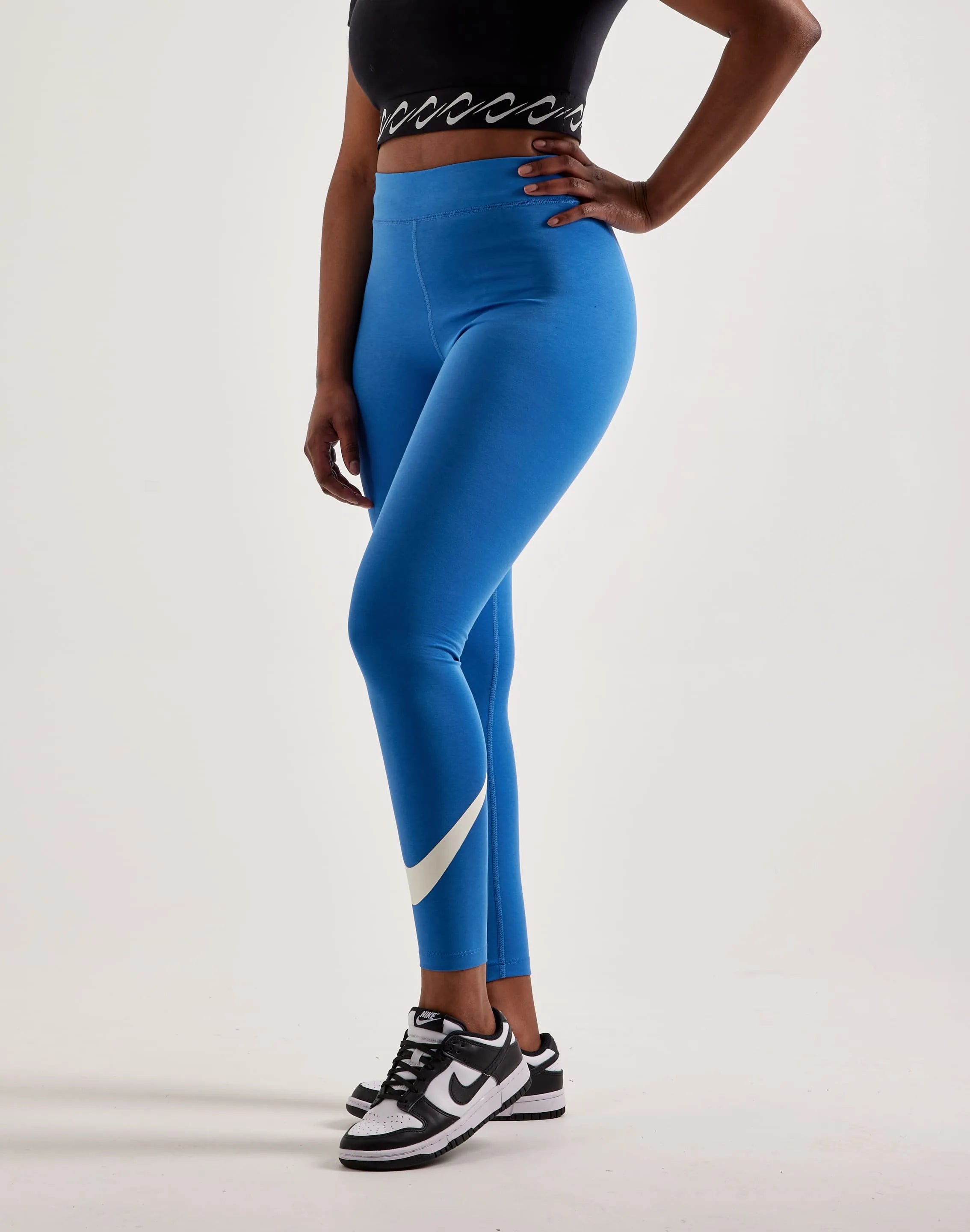 womens Nike Classics Essential Swoosh Leggings DV7795-402